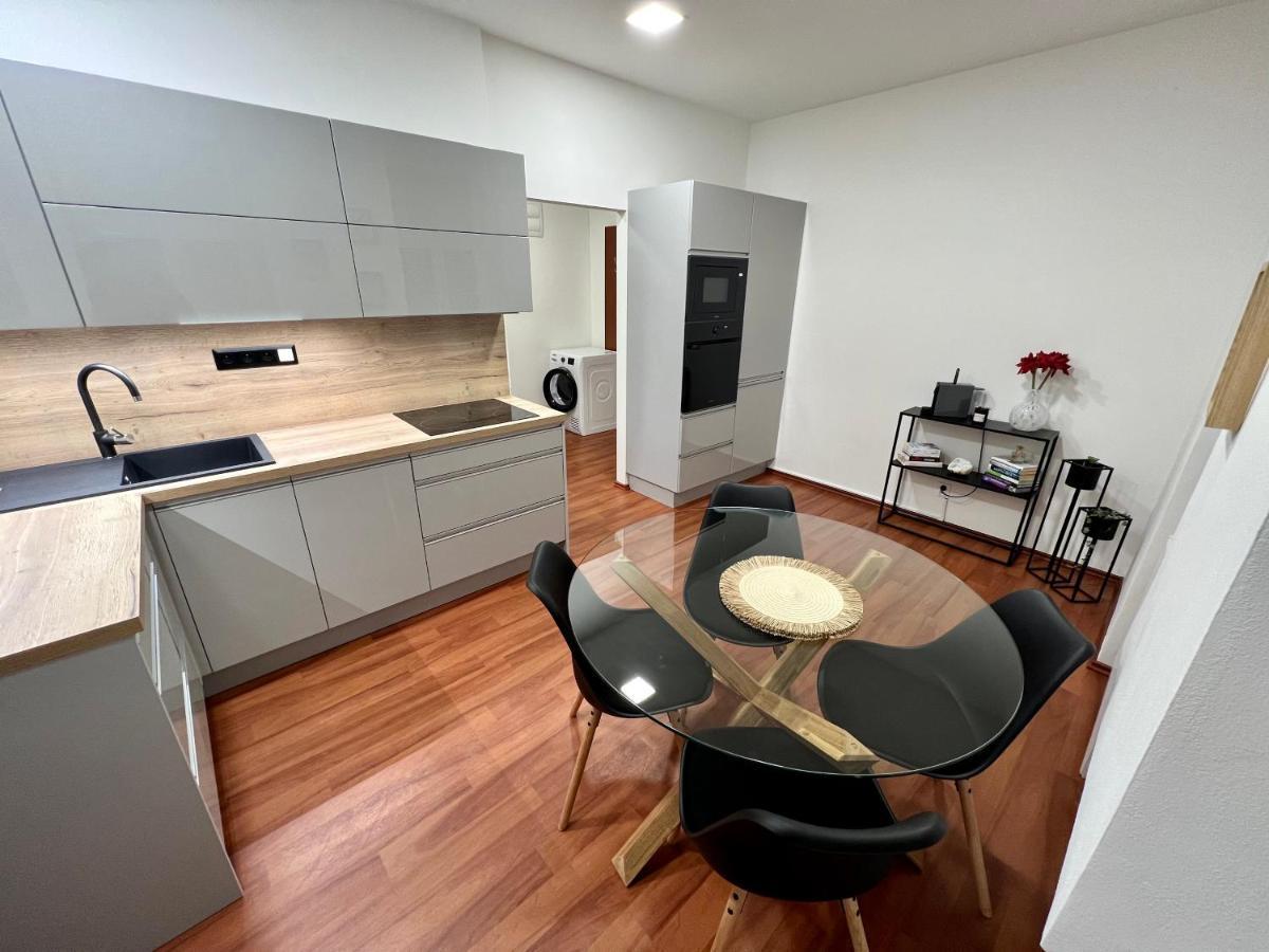 Susilova 14 Apartments I Пршеров Екстер'єр фото